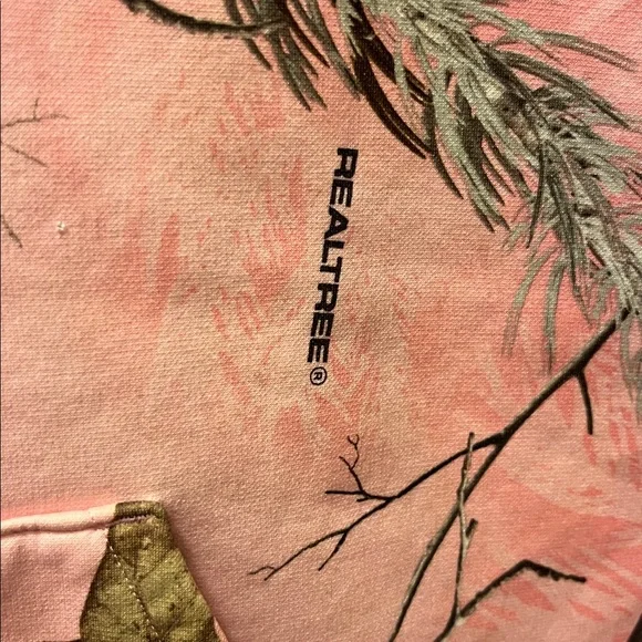 Under Armour Pink and Camo Hoodie size large - Picture 5 of 10